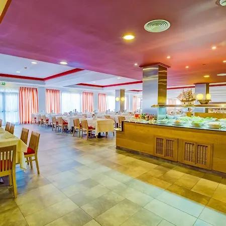 Sbh Taro فندق