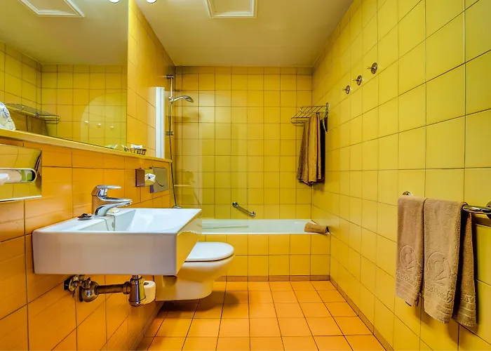 Hotel Sbh Taro