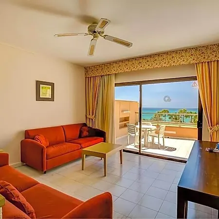 Sbh Taro Hotel 4*
