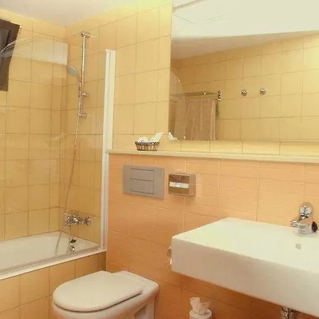 Hotel Sbh Taro
